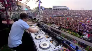 Martin Solveig at Tomorrowland 2012