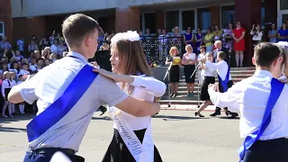 Школьный вальс выпускников СШ №3 Дятлово