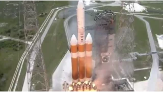 Delta IV Heavy blasts off with massive Spy Satellite