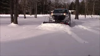 Plowing snow on a gravel driveway and what works for me, on New Years Day