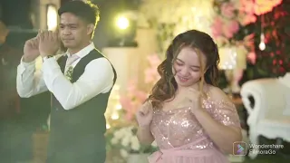 Entourage Tiktok Challenge with Groom and Bride