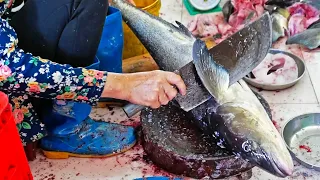 Vietnamese Street Food - BLACK SALMON COBIA Cooked Three Ways Mr. Crab Mui Ne Seafood Vietnam