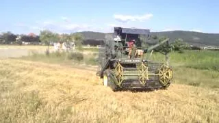 Combina John Deere 330 | John Deere 330 Combine harvester