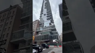 Chicago bean brutally crushed by building.