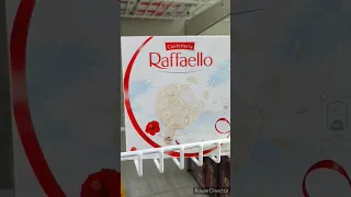 Yummy Ferrero Rocher Raffaello Ice cream available in TESCO🤩😋 #shorts #viralshort #worldwide