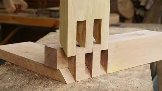 Extreme Simple Japan Woodworking Technique For Corner Table, Awesome Hand Cut Traditional Wood Joint