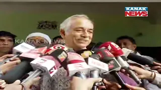 Puri Gajapati Maharaja Dibyasingha Deb Casts His Vote