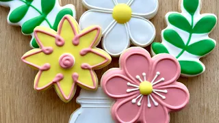 Spring Flower Cookie with Royal Icing