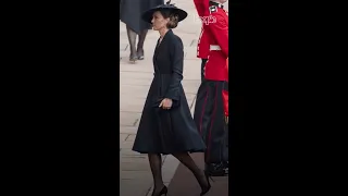 How Kate Middleton's Dress at Queen Elizabeth's Funeral Honored the Late Monarch #Shorts