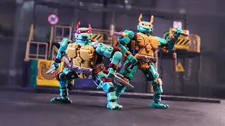 TMNT!!! Transform and attack!!!52Toys Megabox Raphael Michelangelo stop motion animation.