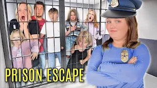 TRAPPED in PRISON Escape Rooms! Every Prison ESCAPE in ONE