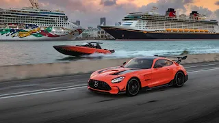 The 2,250-HP Cigarette 41' Nighthawk Boat Is an AMG Black Series for the Water