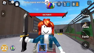 Playing as a BACON in Mm2 *mobile montage*