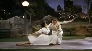 A FOGGY DAY - Petula Clark - FRED ASTAIRE - CYD CHARISSE - Dancing in the dark, at the Central Park