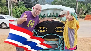 Druhý den v Thajsku - nový pokoj, prázdné pláže a jízda v místním batmobilu!