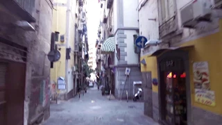 Napoli un giro per i Quartieri Spagnoli e dintorni