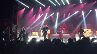 Dave Mustaine Closes Megadeth With Tribute to Nick Menza 5/22/16