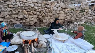 Atabek family: cooperation in making awnings and baking local bread