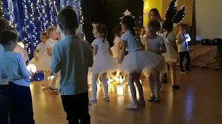 Taniec z lampionami Jasełka - Noel