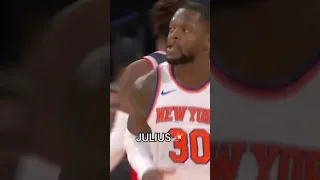 Julius Randle with a huge dunk 🔥