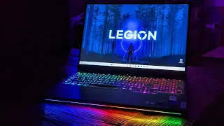 شفت قوة مثل Lenovo Legion Pro 7i ؟