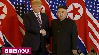 Ông Donald Trump và ông Kim Jong-un bắt tay, Thượng đỉnh chính thức bắt đầu | Kim - Trump Summit