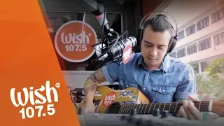 Jason Fernandez sings "Panahon Na Naman" (Rivermaya) LIVE on Wish 107.5 Bus