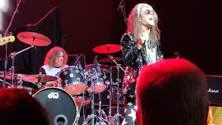 Steven Adler from Guns N Roses with Ari Kamin performing "Welcome to the Jungle"  March 25 2022