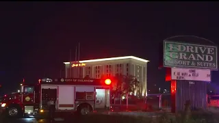 Fire breaks out at abandoned hotel in Orlando tourist district