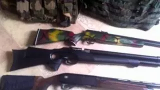 У Луганській області правоохоронці виявили будинок повний зброї.