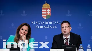 Magyar Péter, korrupciós botrány, költségvetési hiány - ezekről esett szó a Kormányinfón