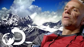 Climber Nearly Dies on Everest | Everest Rescue