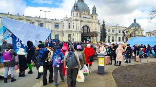 Lviv railway station today. No comments