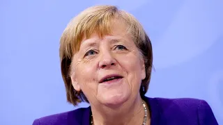 Merkel in Podcast: „Egal, ob Erstimpfung oder Booster: Jede Impfung hilft.“