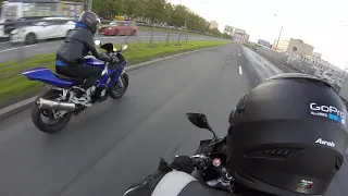 Honda CBR600F4i vs Yamaha R6