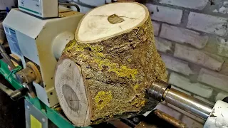 Woodturning - Walnut Log into a Natural Edge Bowl