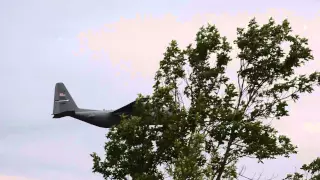 2015 Thunder of Niagara Airshow: C-130 Take Off