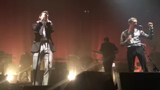 The Last Shadow Puppets - Everything You've Come To Expect live @ Olympia (Dublin 25 may 2016)