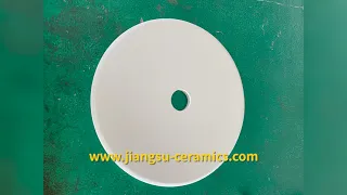 Small aperture porous ceramic circular plate for filtration