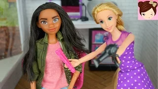 Moana gets a Makeover by Rapunzel - Haircut and Style at Barbie's Hair Salon