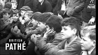 Vintage Cars In Cardiff (1946)