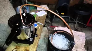 HOW TO BUILD A HOMEMADE MOONSHINE STILL !! (Drinking as she flows)