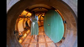 Loved making pies and checking out the 4 kegs at the Proudfoot Hobbit Hole at Hobbiton!