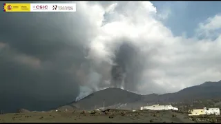 15/11/2021 Estado columna eruptiva en modo estromboliano 14:10 h. Erupción La Palma IGME