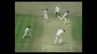 ENGLAND v WEST INDIES 5th TEST MATCH DAY 5 THE OVAL AUGUST 17 1976 MICHAEL HOLDING ALAN KNOTT