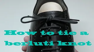 How to tie a Berluti Knot