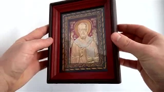Икона Николая Чудотворца в киоте