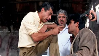 Apne Biwi Ko Marwa Diya Tu Kya Chiz Hai - Mohra Akshay Kumar Sunil Shetty Fight Scene - Naseeruddin