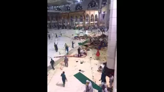 падение крана    Saudi Arabia   Moment of Crane collapses at Mecca's Grand Mosque