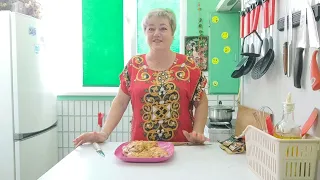 И снова ароматный полевой суп, с сухариками.